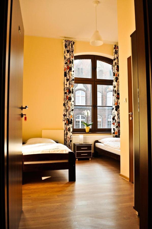 Big City Hostel Wrocław Rum bild